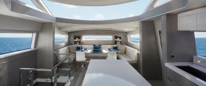 Hatteras 70 interior